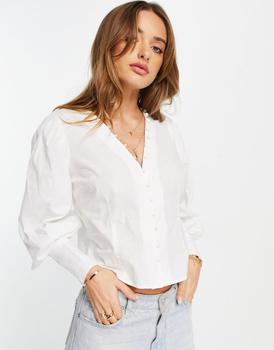 更多VERO MODA, VERO MODA | Vero Moda button detail puff sleeve blouse in white商品图片 