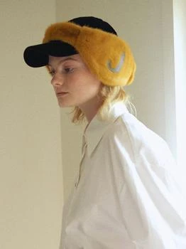SHINJEO | Kimmy Earmuffs _ Mustard / Light blue,商家W Concept,价格¥3649