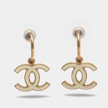 [二手商品] Chanel | Chanel CC Enamel Gold Tone Earrings商品图片,满1件减$100, 满减