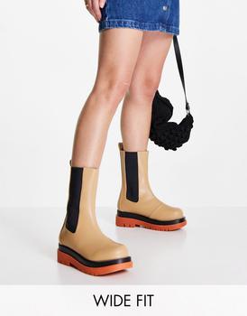 推荐RAID Wide Fit Neville pull on calf boots with contrast sole in camel商品
