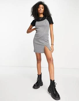 推荐Vero Moda FRSH exclusive checked mini dress in black and white商品