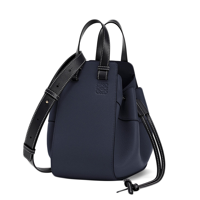 罗意威短袖推荐, Loewe | 【包税】LOEWE/罗意威 22春夏新款Hammock系列 女士小号午夜蓝粒面牛皮革黑色肩带标志性压纹抽绳斜挎单肩吊床包 0010396901商品图片 额外9.5折, 包邮包税, 额外九五折