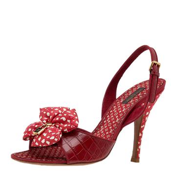 lv丝巾, [二手商品] Louis Vuitton | Louis Vuitton Red Croc Embossed And Patent Leather Printed Silk Bow Lock Charm Sandals Size 39.5商品图片 8.5折, 满1件减$100, 满减