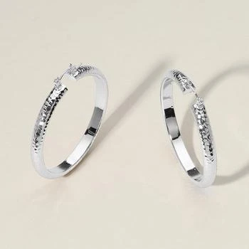 FASHNZFAB | Hammered Metal Hoop Pin Catch Earrings - Silver,商家Premium Outlets,价格¥145