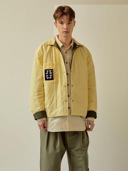 商品JWO | Wappen Detail Reversible Padded Jacket Yellow Khaki,商家W Concept,价格¥1152图片