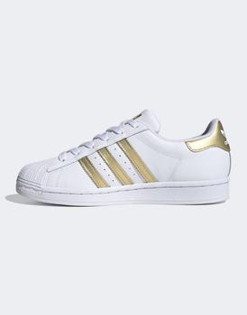推荐adidas Originals Superstar trainers in white and gold商品