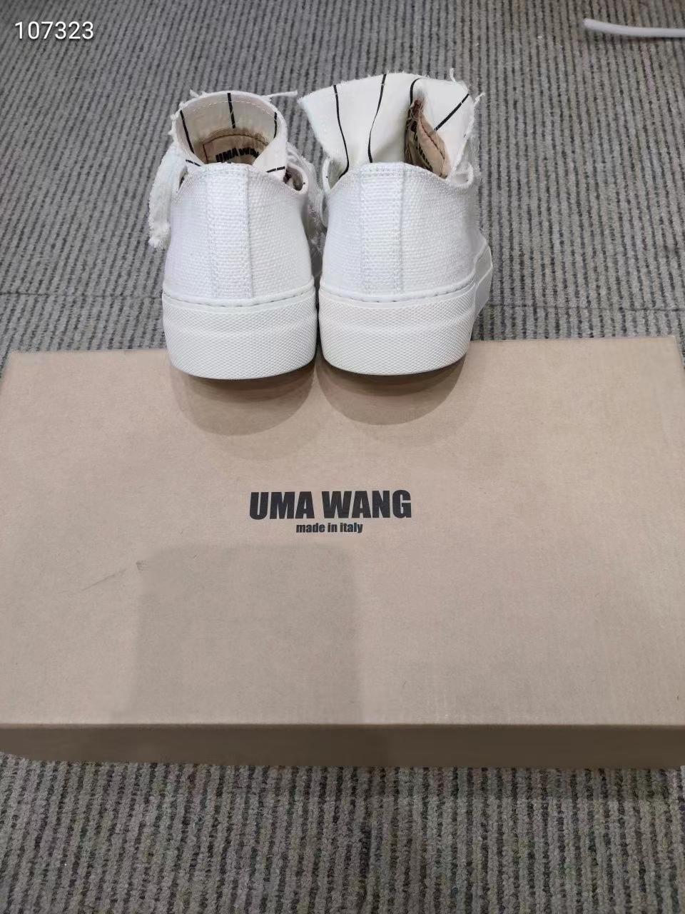 推荐UMA WANG 女士帆布鞋 US9911W41S2UW101商品