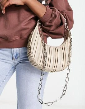 推荐ASOS DESIGN pleated shoulder bag with chain detailing in stone商品