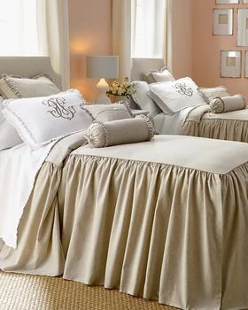 Legacy | Full Essex Bedspread,商家Neiman Marcus,价格¥3961