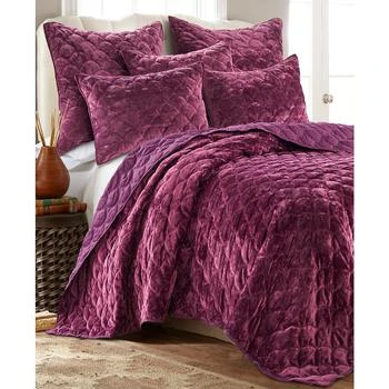 Levtex | Ellora Velvet Quilt,商家Macy's,价格¥446