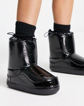推荐Truffle Collection padded short snow boots in black商品