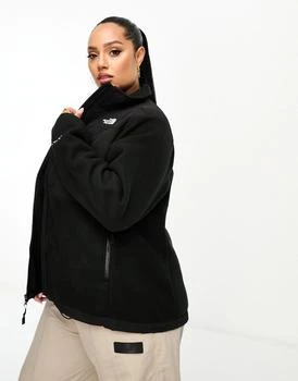 推荐The North Face Plus Denali zip up fleece jacket in black商品