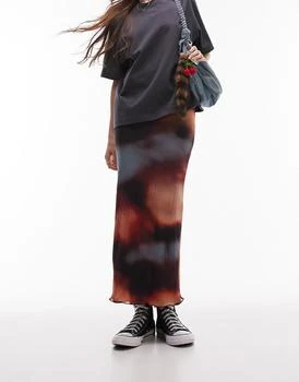 Topshop | Topshop blurred tie dye crinkle plisse midi skirt in multi,商家ASOS,价格¥192