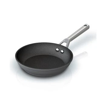 Ninja | NeverStick Premium Hard-Anodized Fry Pan, 8",商家Macy's,价格¥269