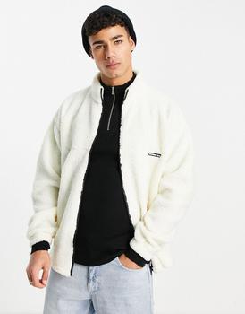 推荐New Look borg zip through jacket with badge in off white商品