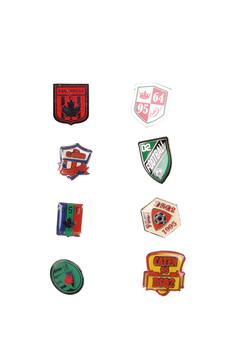 商品DSQUARED2 | Brooches Metal Multicolor,商家Wanan Luxury,价格¥685图片