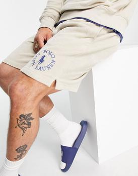 拉夫劳伦短裤图片, Ralph Lauren | Polo Ralph Lauren x ASOS exclusive collab terry towelling shorts in stone with small circle logo商品图片 