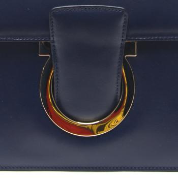 菲拉格慕包单肩包, Salvatore Ferragamo | SALVATORE FERRAGAMO 女士蓝色牛皮饰有金色金属LOGO链条单肩斜挎包 21-F893-693602商品图片 独家减免邮费