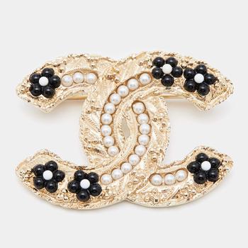 商品[二手商品] Chanel | Chanel CC Faux Pearl Glass Enamel Gold Tone Brooch,商家The Luxury Closet,价格¥3103图片