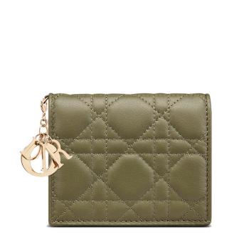 天梭是什么牌子, Dior | 【预售3-7天】DIOR/迪奥 21秋冬LADY DIOR系列 女士迷你雪松绿色羊皮革藤格纹短款对折钱包S0178ONMJ_M67H商品图片 8折, 包邮包税