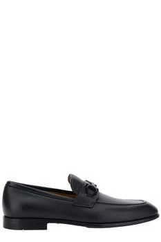 Salvatore Ferragamo | Salvatore Ferragamo Gancini-Buckle Slip-On Loafers 7.1折起, 独家减免邮费