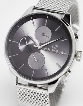 推荐Tommy Hilfiger Chase multi-dial watch in silver商品