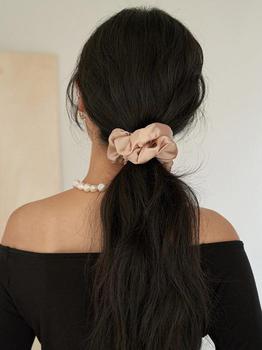 商品IAMJOY | Basic Tone Down Daily Scrunchie,商家W Concept,价格¥272图片