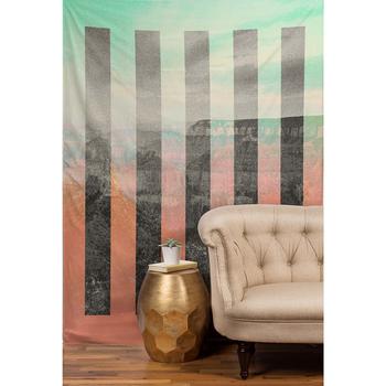 商品DENY Designs | Wesley Bird Canyon Trail Tapestry,商家Macy's,价格¥489图片