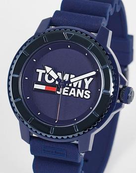 推荐Tommy Jeans silicone watch in navy商品