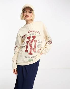 推荐ASOS DESIGN long sleeve skater t-shirt with new york graphic in cream商品