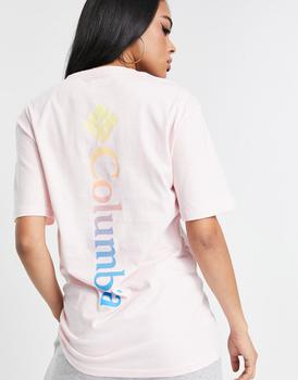 Columbia | Columbia Unionville back print t-shirt in light pink Exclusive at ASOS商品图片,