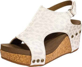 商品Corkys Footwear | Carley Wedge in White Leopard,商家Premium Outlets,价格¥373图片