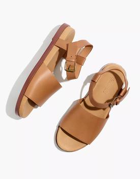 推荐The Noelle Ankle-Strap Flat商品