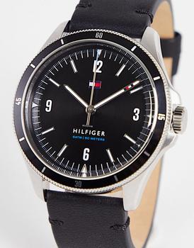 推荐Tommy Hilfiger mens leather watch in black 1791904商品