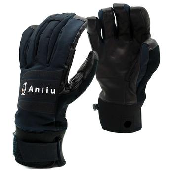 商品Aniiu | Aniiu Viinson Light Glove,商家Moosejaw,价格¥716图片