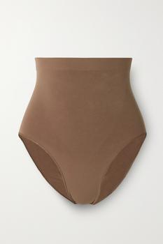 商品SKIMS | Seamless Sculpt 塑形中腰三角裤（颜色：oxide）,商家NET-A-PORTER,价格¥136图片