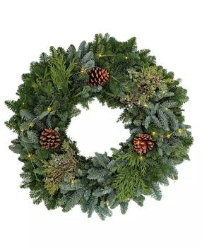 International Christmas Innovation | Traditional Noble Fir Fresh Wreath with Warm Lights, 28",商家Macy's,价格¥464