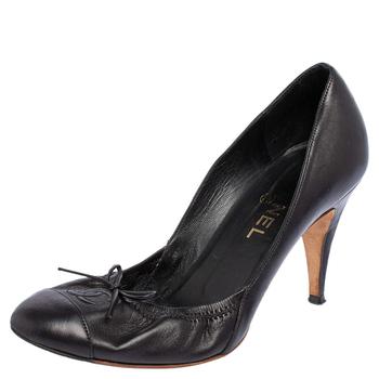 香奈儿鞋, [二手商品] Chanel | Chanel Black Leather CC Bow Cap Toe Scrunch Pumps Size 38商品图片 1.9折