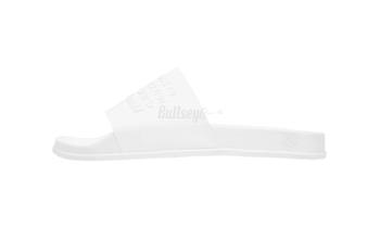 商品MAISON MARGIELA | Maison Margiela Shower Debossed-Logo Slide,商家Bullseye Sneaker Boutique,价格¥1431图片