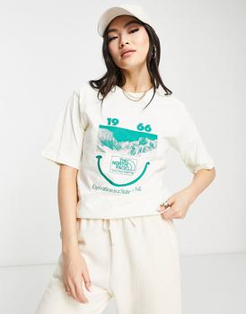 The North Face | The North Face 1996 Smily Face relaxed fit t-shirt in off white Exclusive at ASOS商品图片,