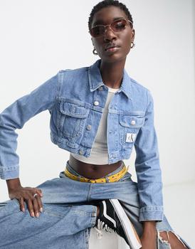 商品Calvin Klein | Calvin Klein Jeans co-ord extreme crop 90s denim jacket in mid wash,商家ASOS,价格¥818图片