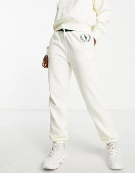 推荐Polo Ralph Lauren x ASOS exclusive collab joggers in cream商品