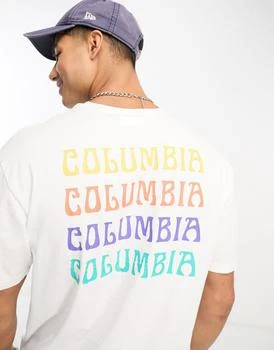 推荐Columbia Unionville t-shirt in white exclusive to ASOS商品