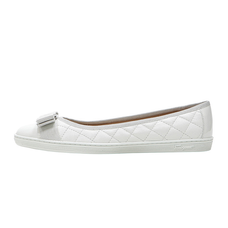 菲拉格慕女鞋板鞋, Salvatore Ferragamo | SALVATORE FERRAGAMO 女士白色牛皮蝴蝶结平底船鞋 0685563商品图片 独家减免邮费
