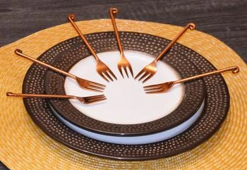 Vibhsa | Copper Finish Appetizer Forks Set of 6,商家Premium Outlets,价格¥121