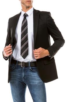 商品ZEGARIE | Solid Two Button Notch Lapel Suit Separate Jacket,商家Nordstrom Rack,价格¥930图片