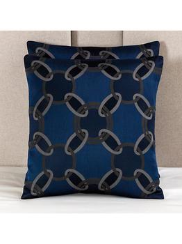 商品Frette | Lux Chains Decorative Cushion,商家Saks Fifth Avenue,价格¥3680图片