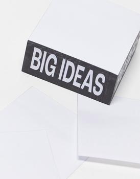 商品Typo sticky notes with 'big ideas' slogan in black图片