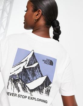 The North Face | The North Face Sketch Box back print cropped t-shirt in cream Exclusive at ASOS商品图片,额外9.5折, 额外九五折