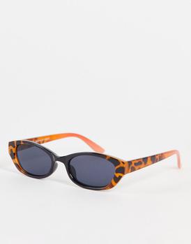 推荐Bershka tortoiseshell detail cat eye sunglasses in black商品